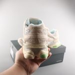 NB9060 Limited Edition U9060BW1 - Image 8