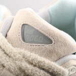 NB9060 Limited Edition U9060BW1 - Image 11