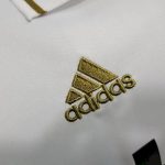 Real Madrid 2011/12 Home Kids Retro Jersey And Shorts - Image 3