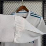 Real Madrid 2017/18 Home Long Sleeve Retro Jersey - Image 4