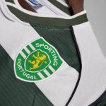 Sporting CP 2001/03 Home Retro Jersey - Image 4