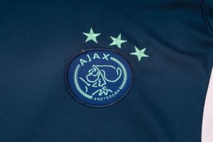 Ajax 2023/24 Training Adult Jersey+3/4 Short 815 - Image 4
