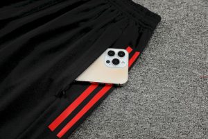 Manchester United 2023/24 Training Adult Jersey+Short 418 - Image 5