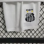 Santos 2011/12 Home Kids Retro Jersey And Shorts - Image 8