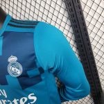 Real Madrid 2017/18 Third Long Sleeves Retro Jersey - Image 9