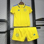 Leeds United F.C. 2024/25 Away Kids Kit - Image 3