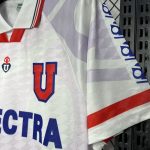 Universidad De Chile 1996 Away Retro Jersey - Image 4