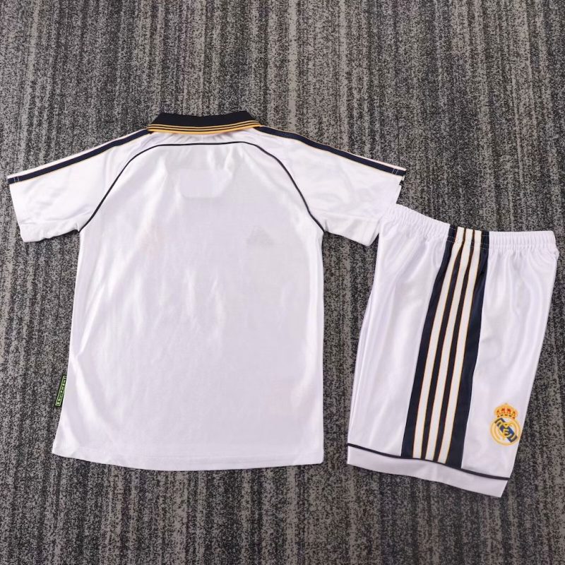 Real Madrid 1998/00 Home Kids Retro Jersey And Shorts - Image 2
