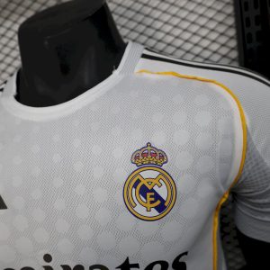 Real Madrid 2025/26 Home Jersey Player Version - Image 3