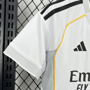 Real Madrid 2025/26 Home Kids Kit - Image 6