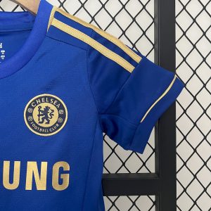 Chelsea 2012/13 Home Kids Retro Jersey And Shorts - Image 5