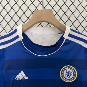 Chelsea 2011/12 Home Kids Retro Jersey And Shorts - Image 4