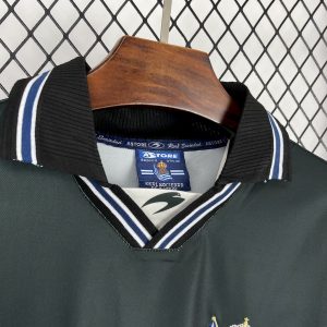Real Sociedad 2000/02 Away Retro Jersey - Image 7