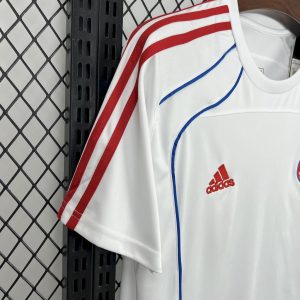 Bayern Munich 2025/26 Leisure Jersey - Image 4