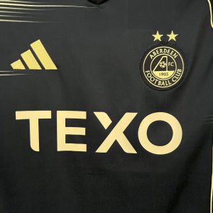 Aberdeen F.C. 2025/26 Away Jersey - Image 5