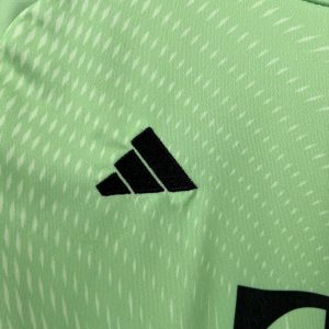 Bayern Munich 2025/26 Green Goalkeeper Kids Kit - Image 9