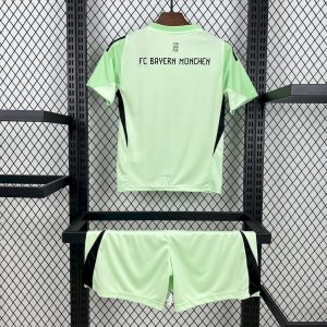 Bayern Munich 2025/26 Green Goalkeeper Kids Kit - Image 2