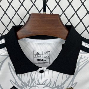 Real Madrid 2022/23 Dragon Kids Kit - Image 10