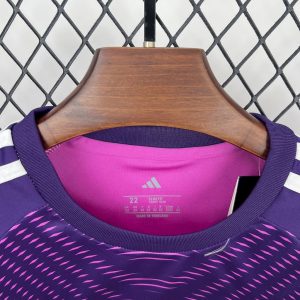 Real Madrid 2025/26 Purple goalkeeper Kids Kit - Image 10