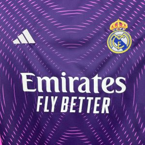 Real Madrid 2025/26 Purple goalkeeper Kids Kit - Image 7
