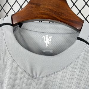 Manchester United 2007/08 Grey Goalkeeper Retro Jersey - Image 6