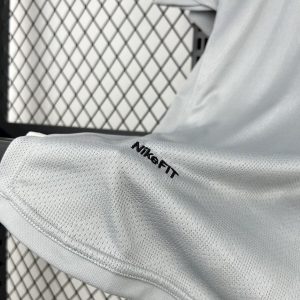 Manchester United 2007/08 Grey Goalkeeper Retro Jersey - Image 4