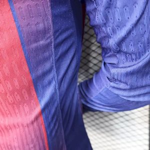 Barcelona 2025/26 Home Long Sleeves Jersey Player Version - Image 4