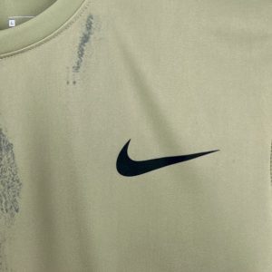 Nike 1043 Gray Green T-shirt - Image 4