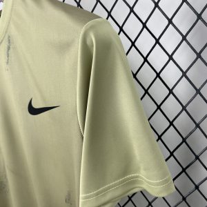 Nike 1043 Gray Green T-shirt - Image 3