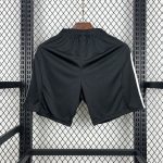 Manchester United 2025/26 Home Shorts - Image 2