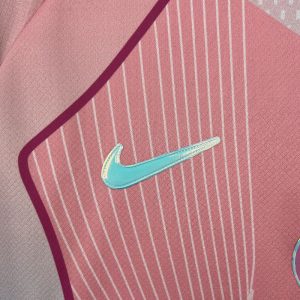 Paris Saint-Germain 2025/26 pink special edition Jersey - Image 7