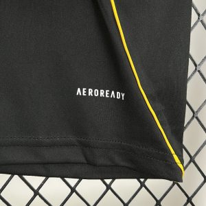 Real Madrid 2025/26 Black and yellow special edition Jersey - Image 4