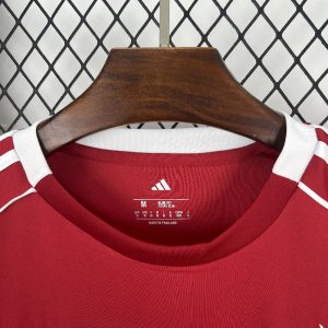 Liverpool 2025/26 Home Jersey - Image 9
